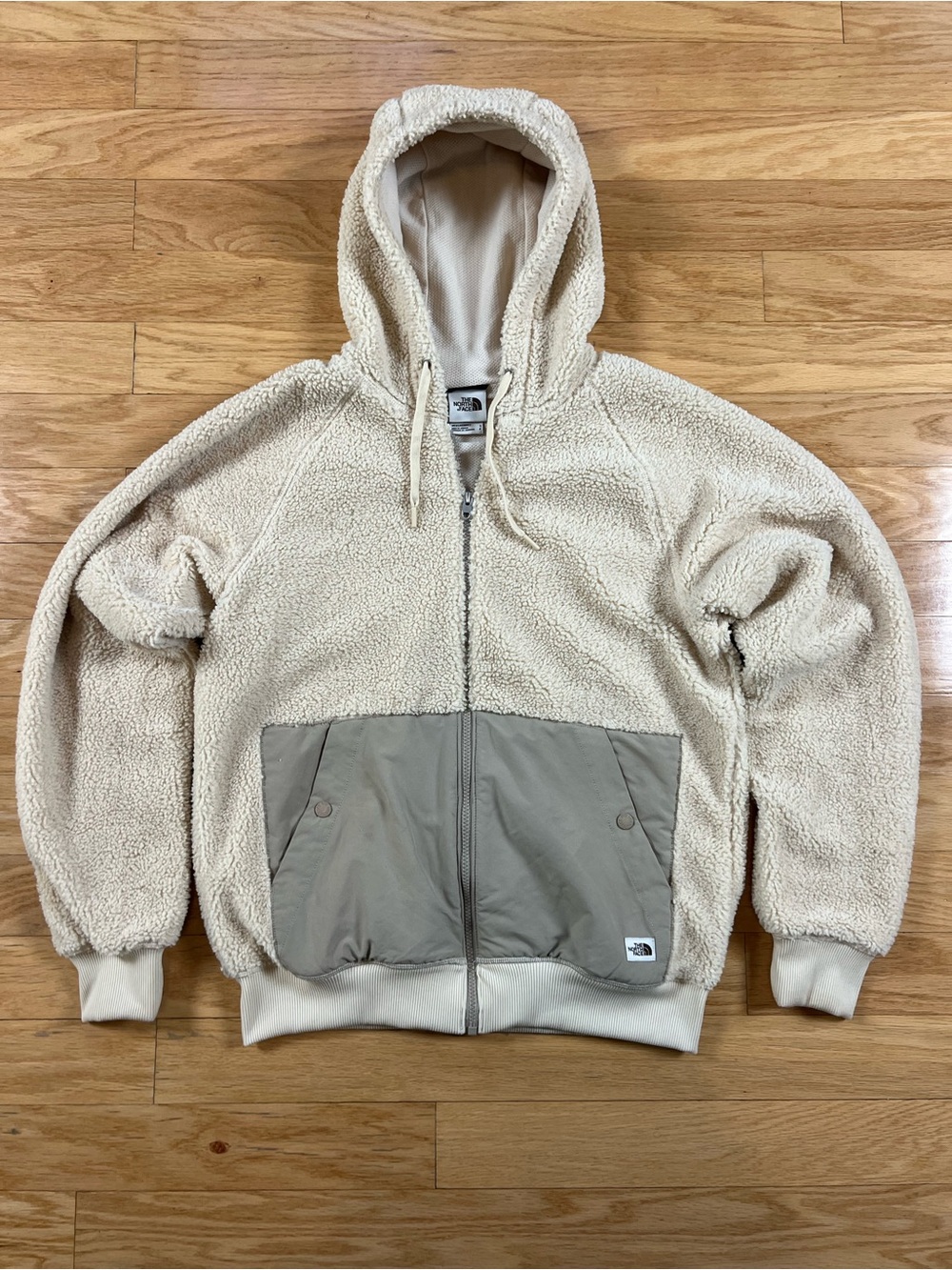 The North Face Men's Dunraven Sherpa Fleece Full-Zip Hoodie in Gardenia Size S